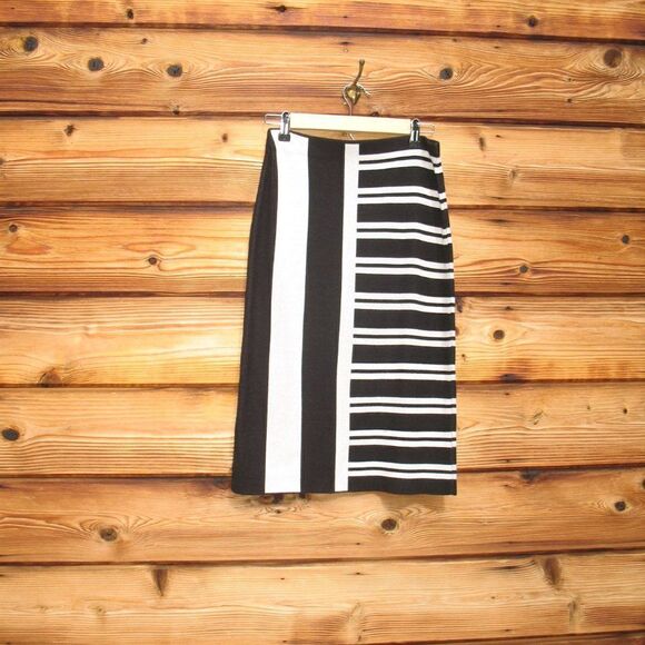 Theory Black White Knit Pull On Skirt - Picture 6 of 9